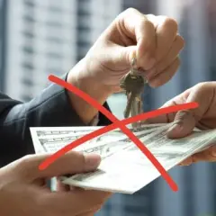 Dlaczego błędem jest kupować nieruchomość za gotówkę i co stracisz?