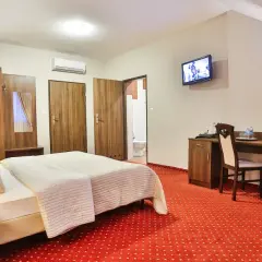 Apartament deluxe co to znaczy – poznaj cechy luksusowych mieszkań