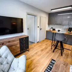 Apartament typu deluxe co to znaczy - cechy, które musisz znać